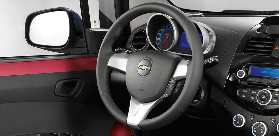 Chevrolet Spark 1.0L AT/MT - Số tự động/Số sàn (Ronan Trương 0935049305)
